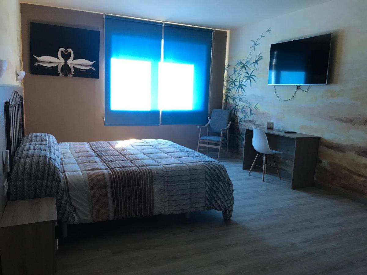Hotel O Camino О-Барко-де-Вальдеоррас Экстерьер фото