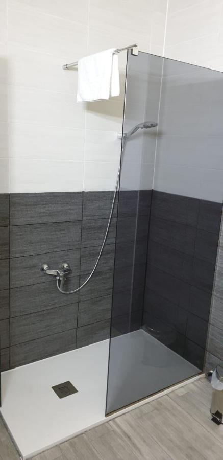 Hotel O Camino О-Барко-де-Вальдеоррас Экстерьер фото